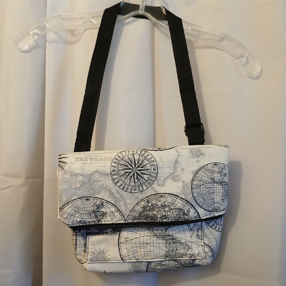 New Globe Compass Shoulder bag Crossbody Purse Ivory Black Travel Worldly Sail